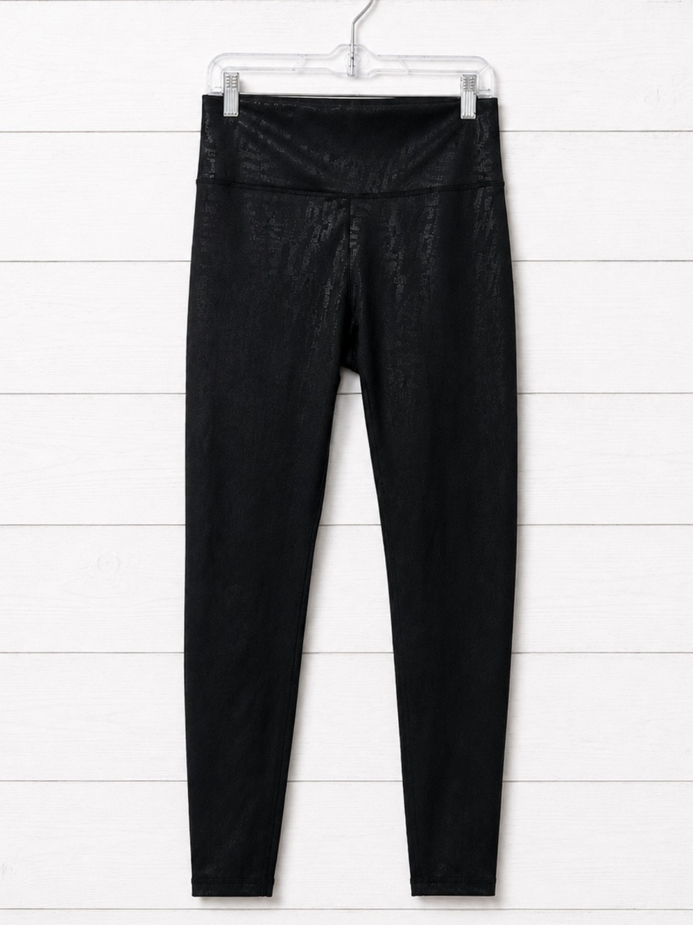 Fabletics Black High Rise Leggings Women’s Small Shiny Tonal Print